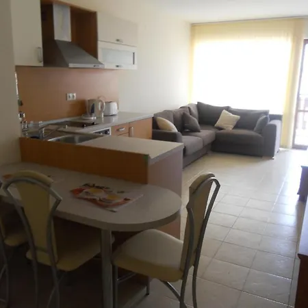 Apartmán Paradise Kavarna